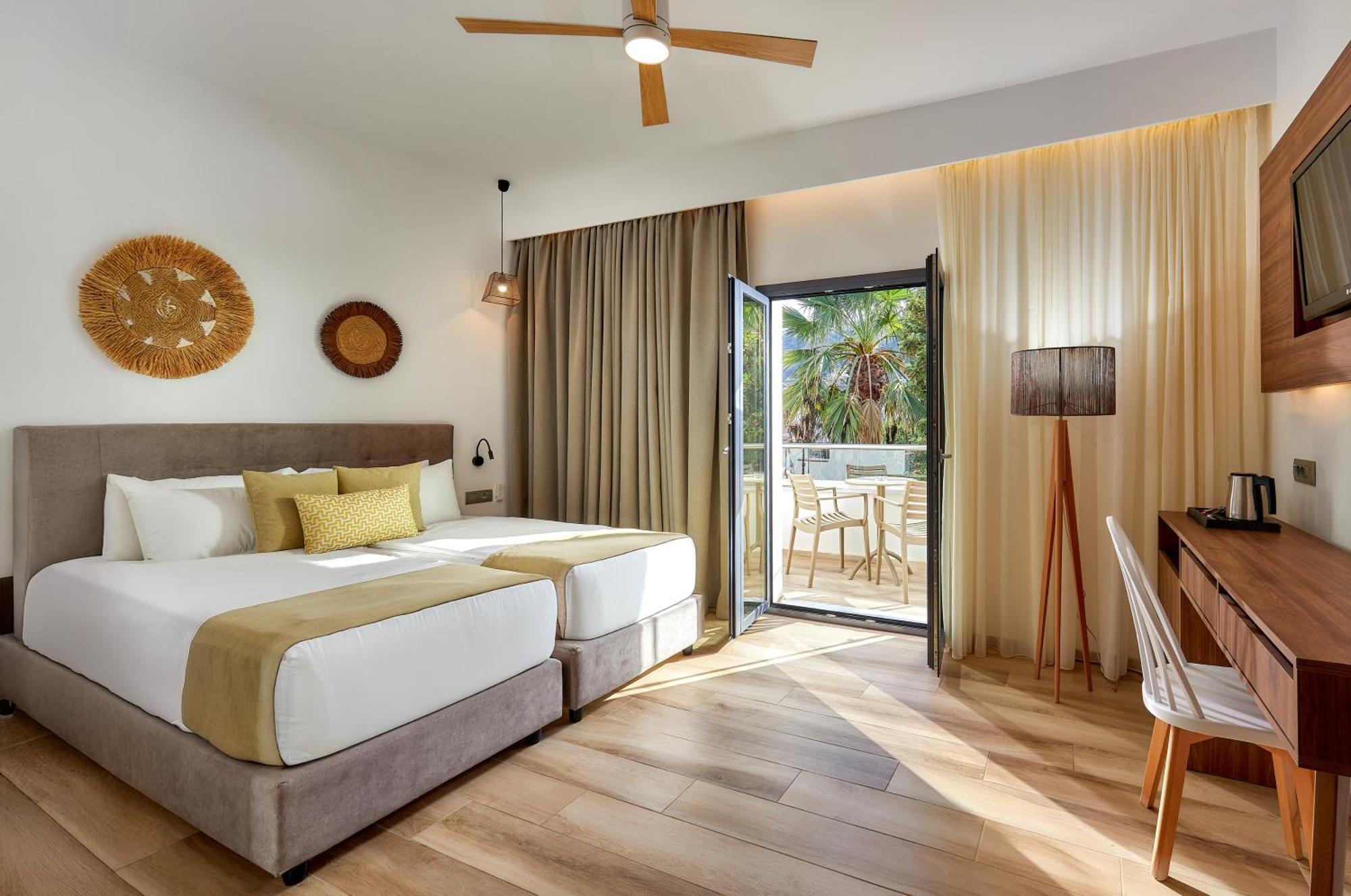 Kyknos Beach Hotel & Bungalows Malia Eksteriør billede